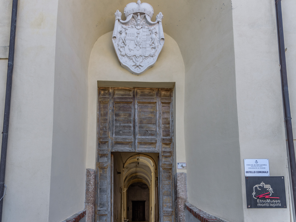 Palazzo Baronale- Entrata